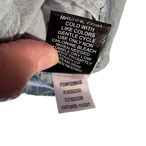 Torrid Chambray Denim Long Sleeve Button Up Shirt Blue Size 3 - Picture 5 of 7